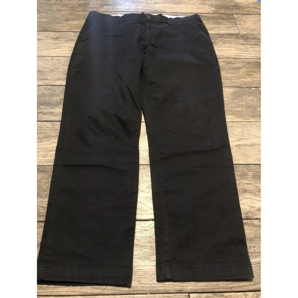 Goodthreads Men's Straight-Fit Stretch Chino Pant Black  36 x 30